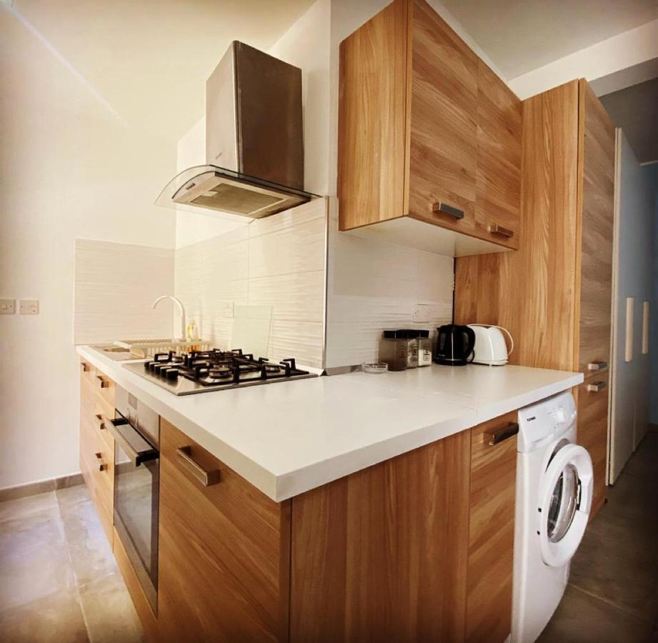 Malta Suites Senglea Exterior photo